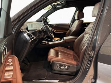 BMW X7 - 10