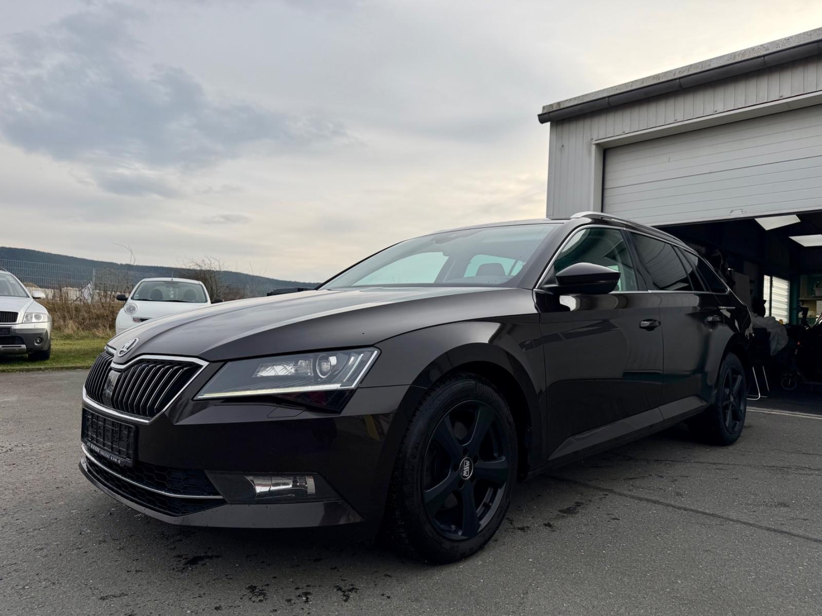 Skoda Superb Combi Style 1 Hand Pano LED DAB AHK