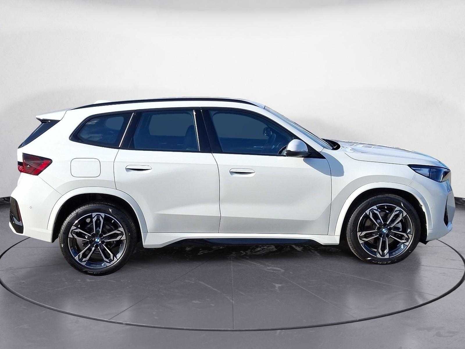 BMW X1 sDrive20i Steptronic Harman Kardon Driving As