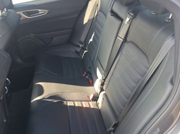 Alfa Romeo Giulia Veloce Q4 2.0 Turbo 16V Kam.+KeyLess+SHZ