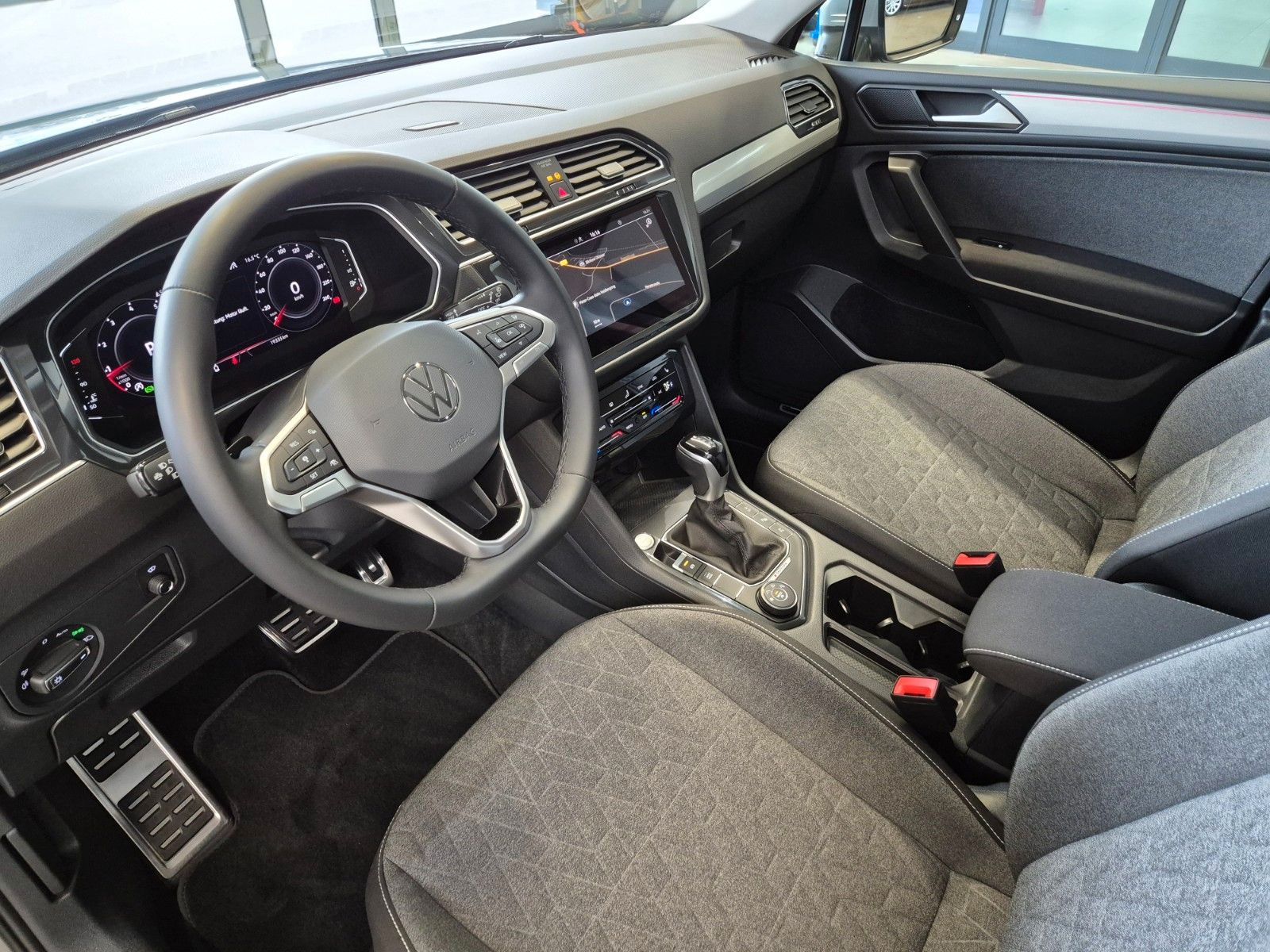 Volkswagen TIGUAN ALLSPACE 2.0 TSI 4M MOVE IQLIGHT NAVI 360 foto 19
