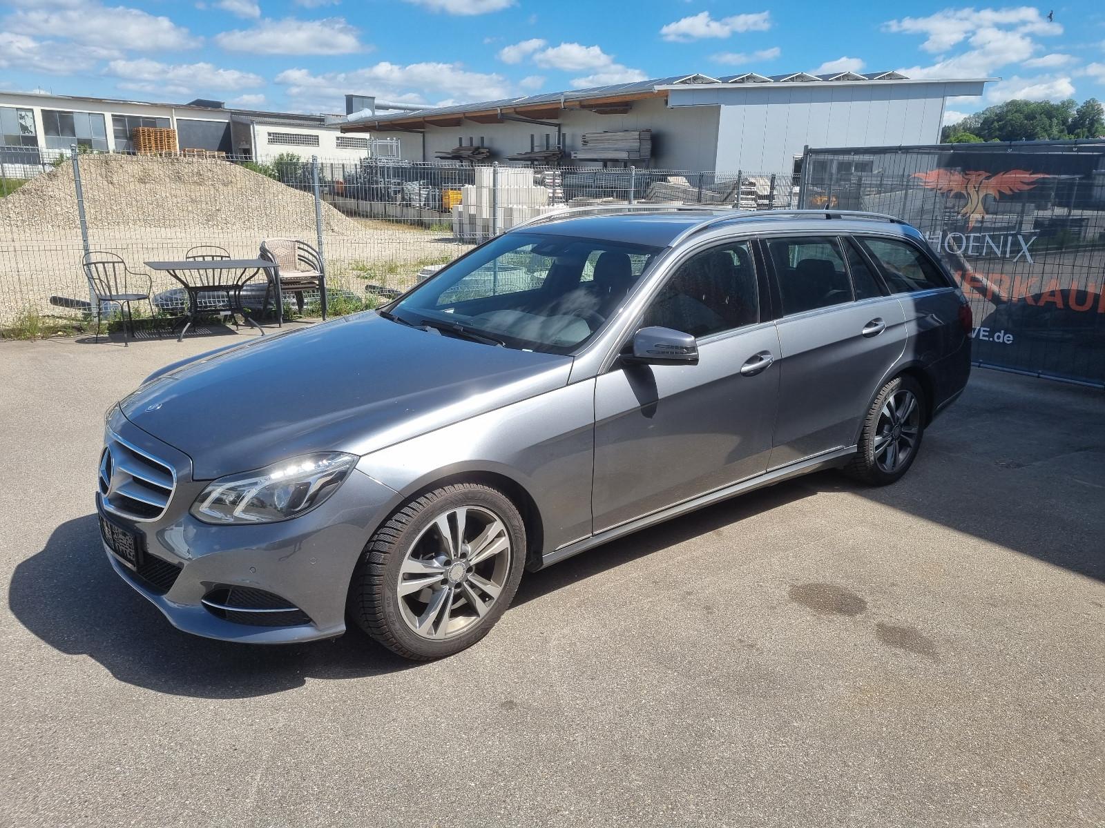 Mercedes-Benz E 220 E T-Modell E 220 BlueTec