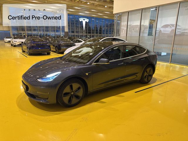 Tesla Model 3 Long Range