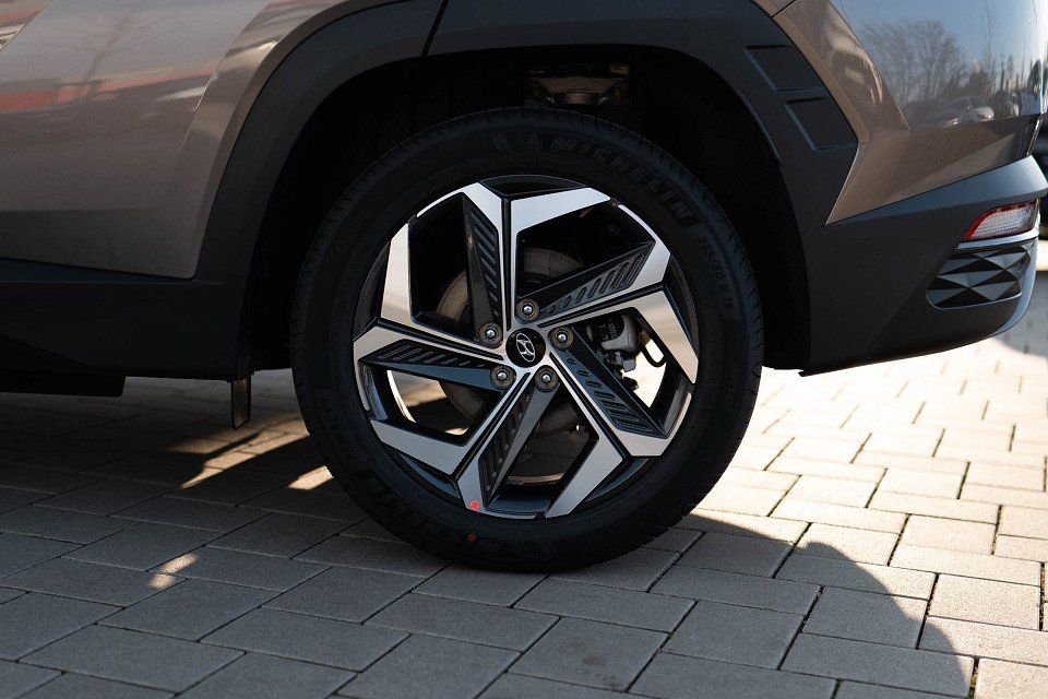Fahrzeugabbildung Hyundai TUCSON Plug-in TREND Assi