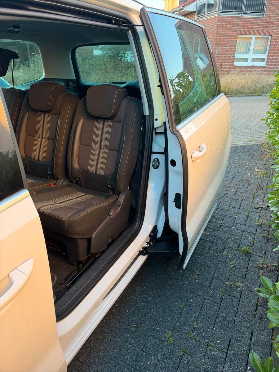 Volkswagen Sharan 2012 — photo 7