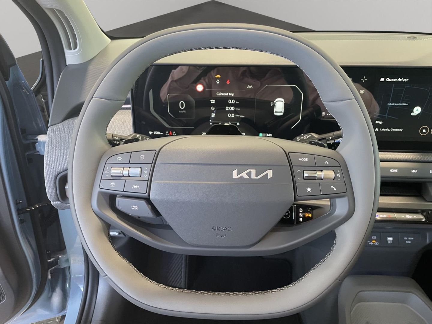Fahrzeugabbildung Kia EV3 150 kW Earth Navi 360° Kamera LED El. Heckkl