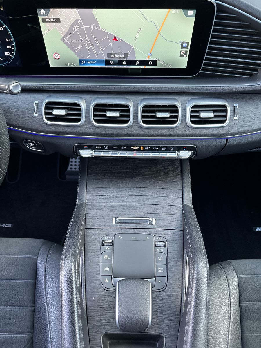 Fahrzeugabbildung Mercedes-Benz GLE 350de 4M AMG-Line NAV+LED+AHK+360°+21ZO+1HD