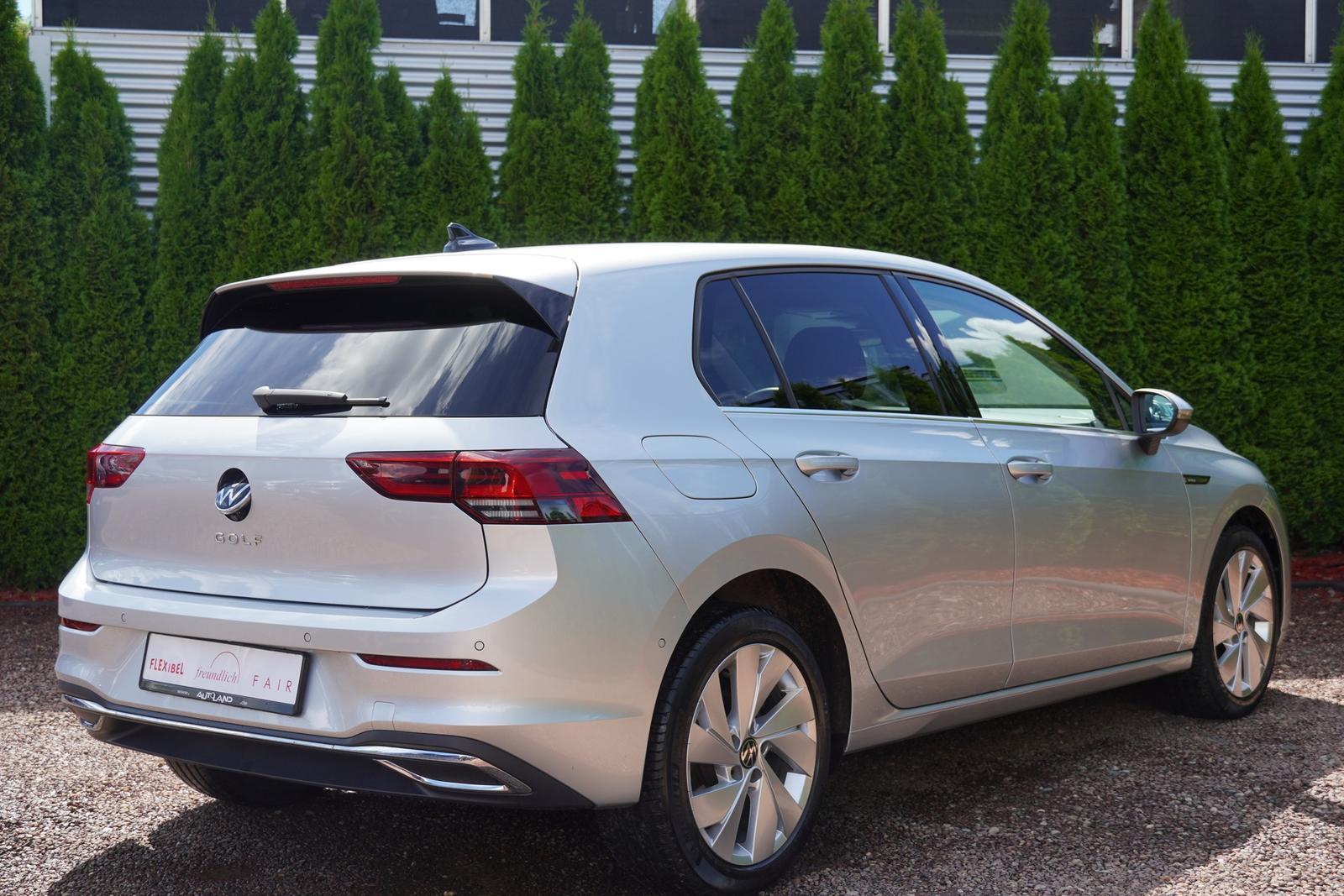 Volkswagen Golf VIII 1.5 TSI Style LED ACC Kamera AHK Navi, миниатюра 10