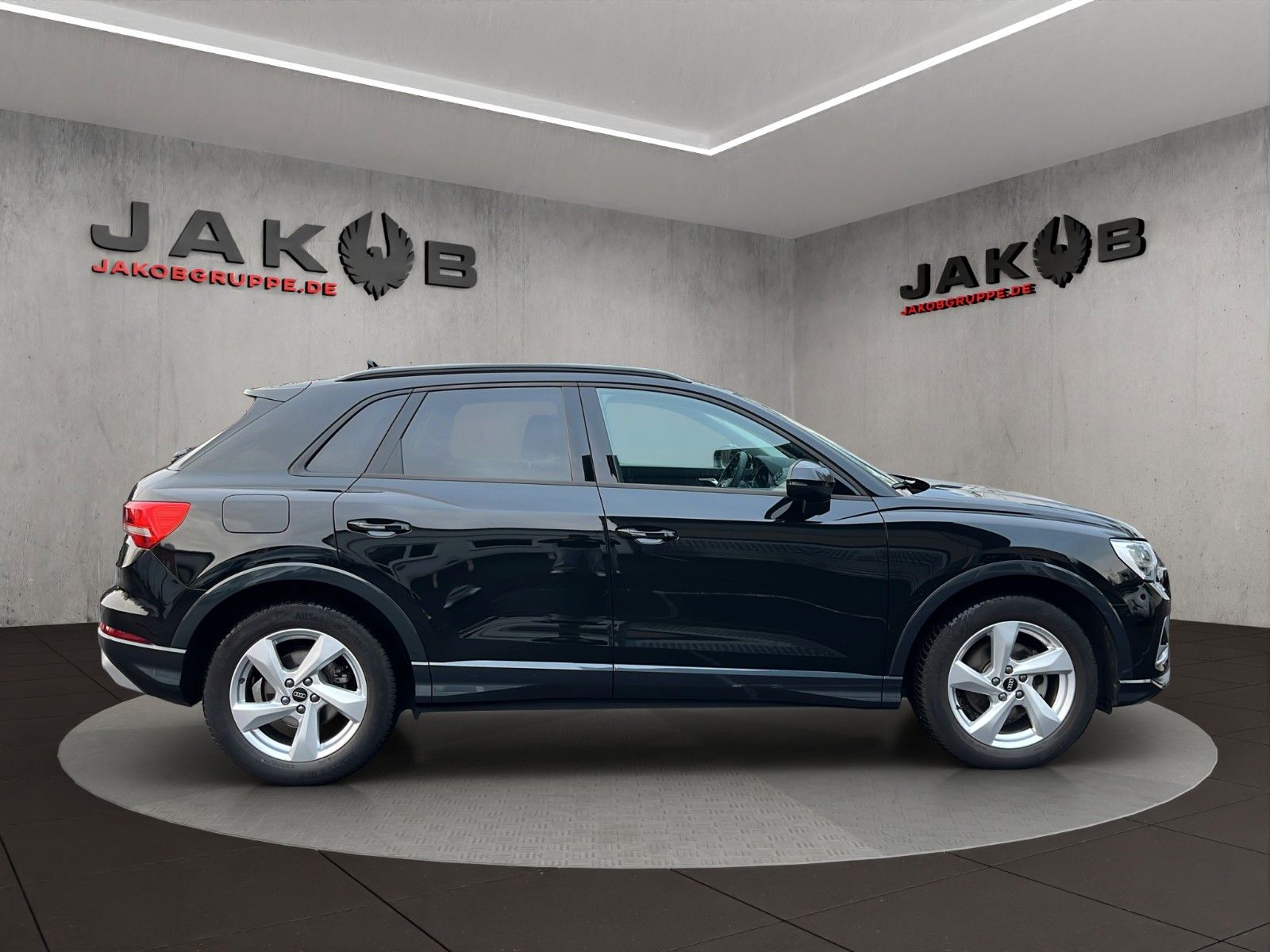 Audi Q3 35 TFSI advanced+LED+SCHECKHEFT+1 HAND foto 6