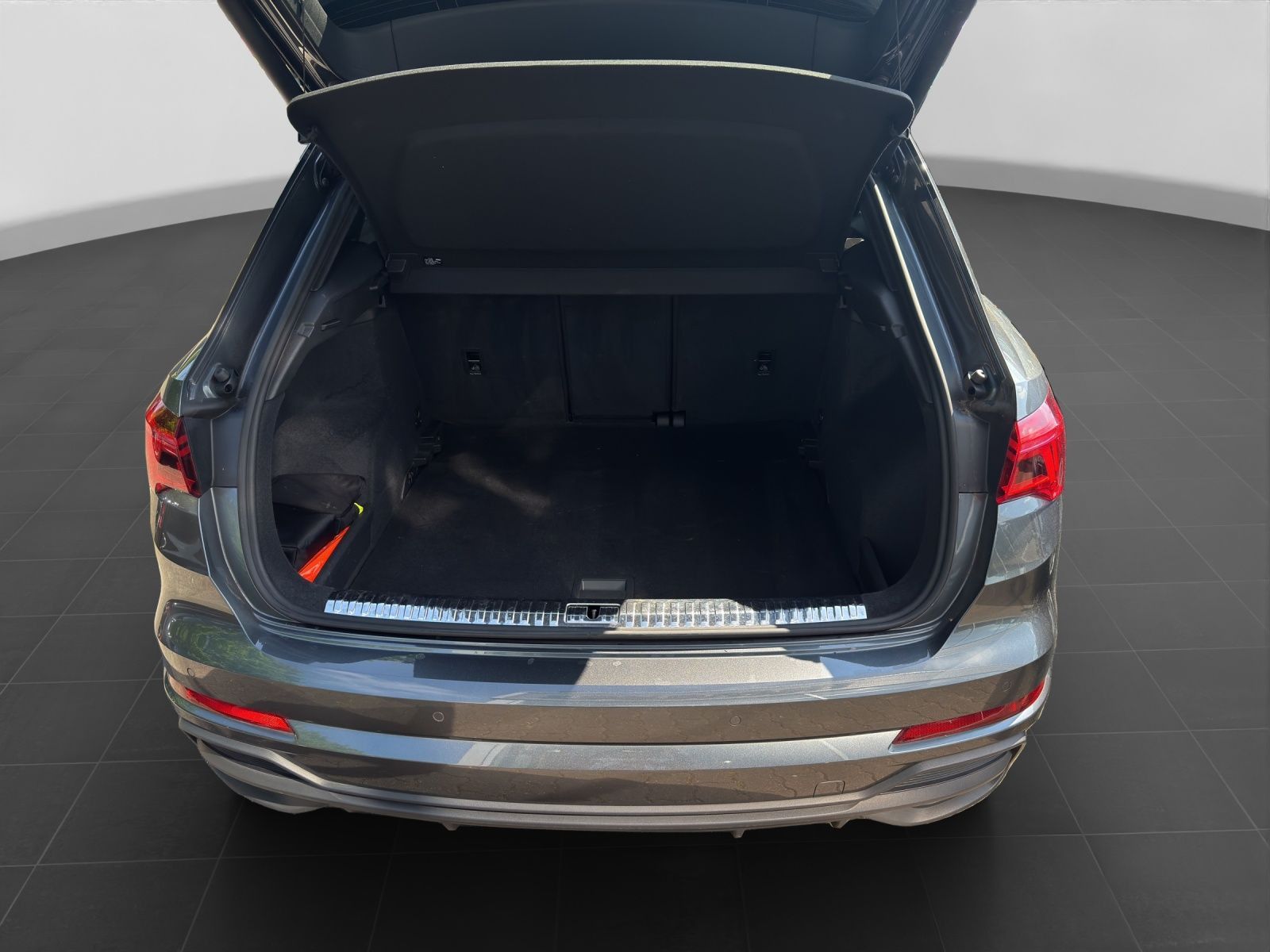 Audi Q3 - Bild 18