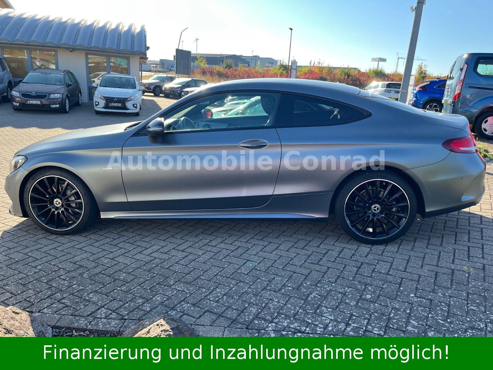 Mercedes-Benz C 200 AMG Night Edition Mattlack/Automatik/M&S