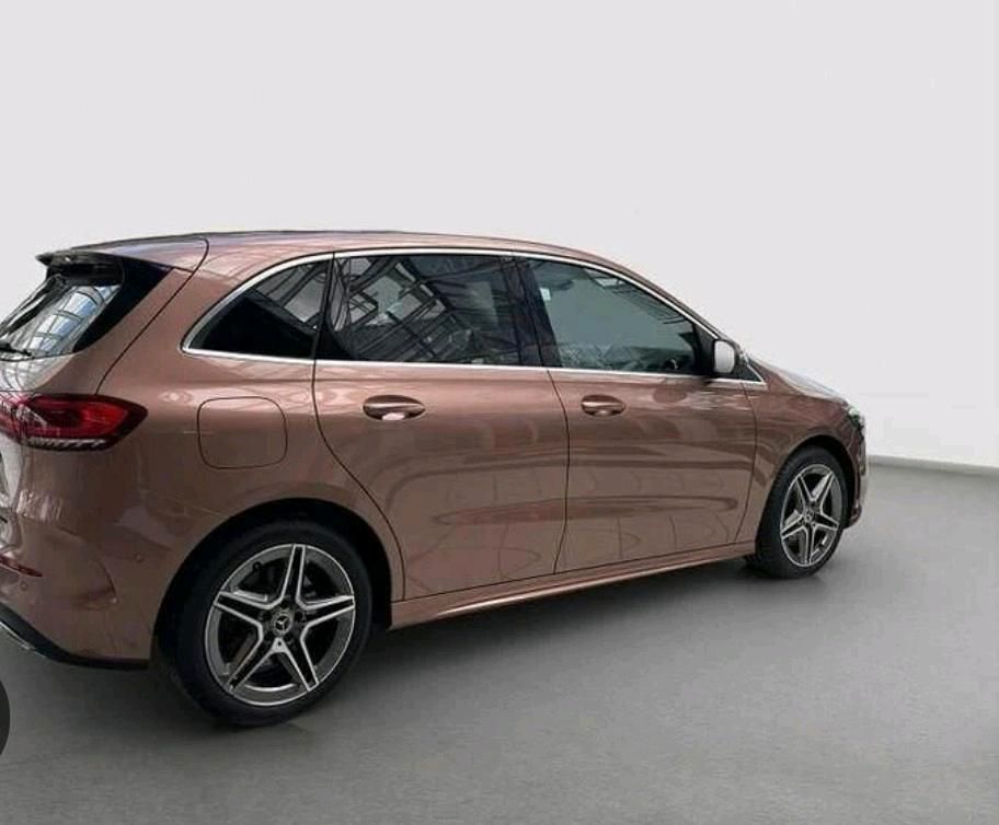 Image of Mercedes-Benz B 250