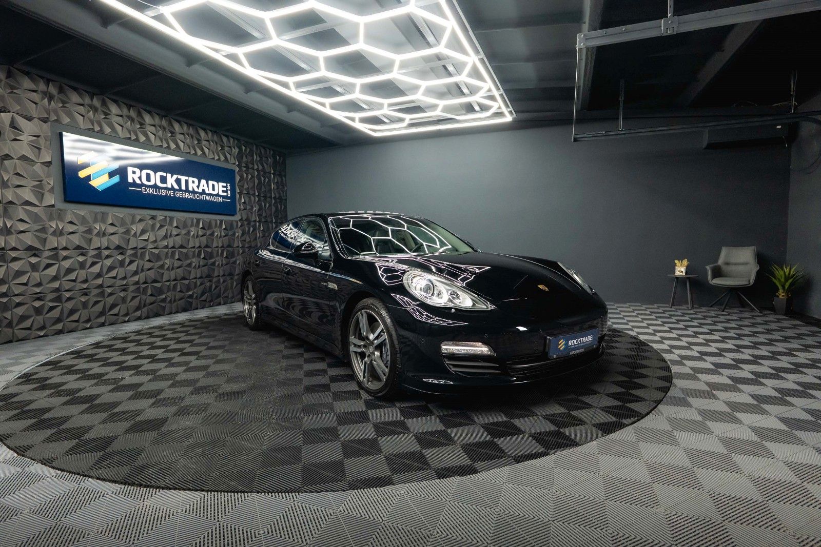 Fahrzeugabbildung Porsche Panamera 3.0 V6 Diesel *Active Suspension*Kamera