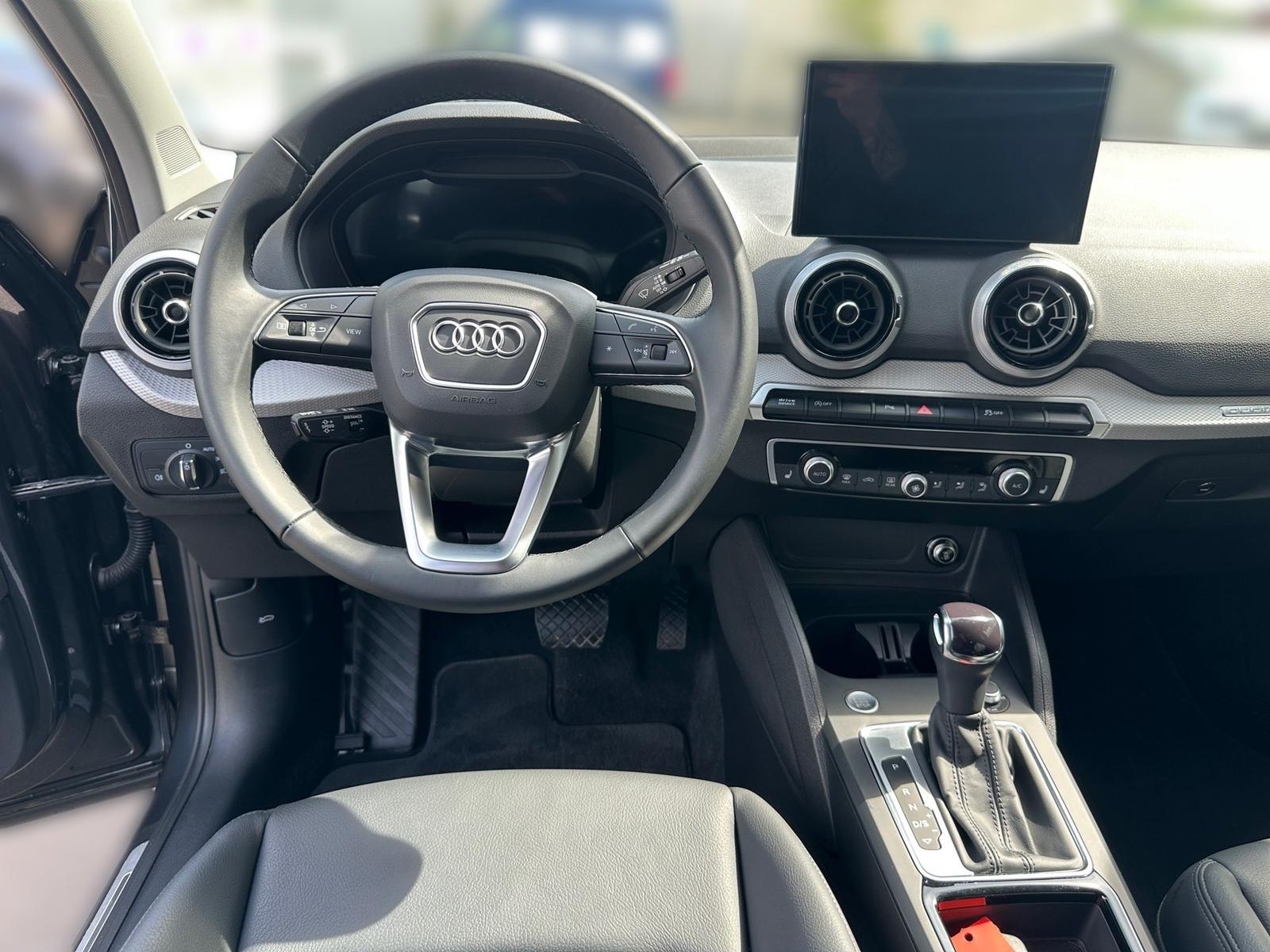 Audi Q2 advanced NAVI*LED*RFK*17LM*LEDER*GRA*5J GAR, миниатюра 10