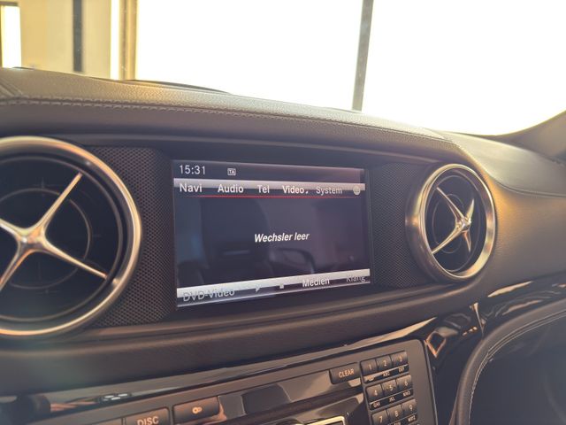 Mercedes-Benz SL 400 2LOOK Edition AMG|Massage|Panorama|Logic7