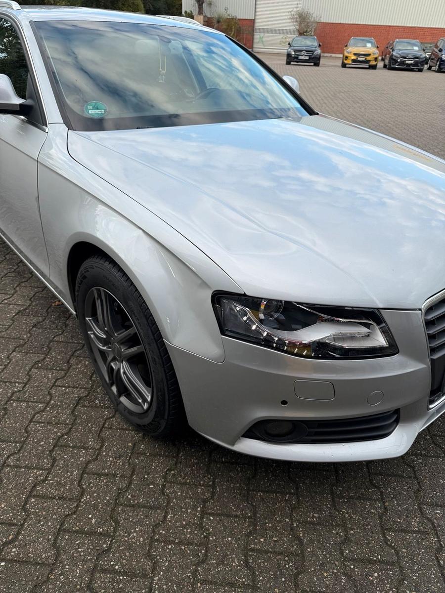 Audi A4 2008 — rear view