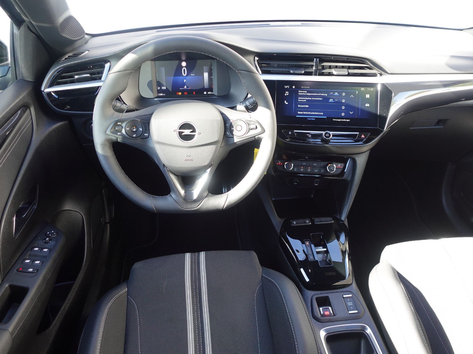 Fahrzeugabbildung Opel Corsa 1.2 Turbo GS Automatik Allwetter,LED,SHZ