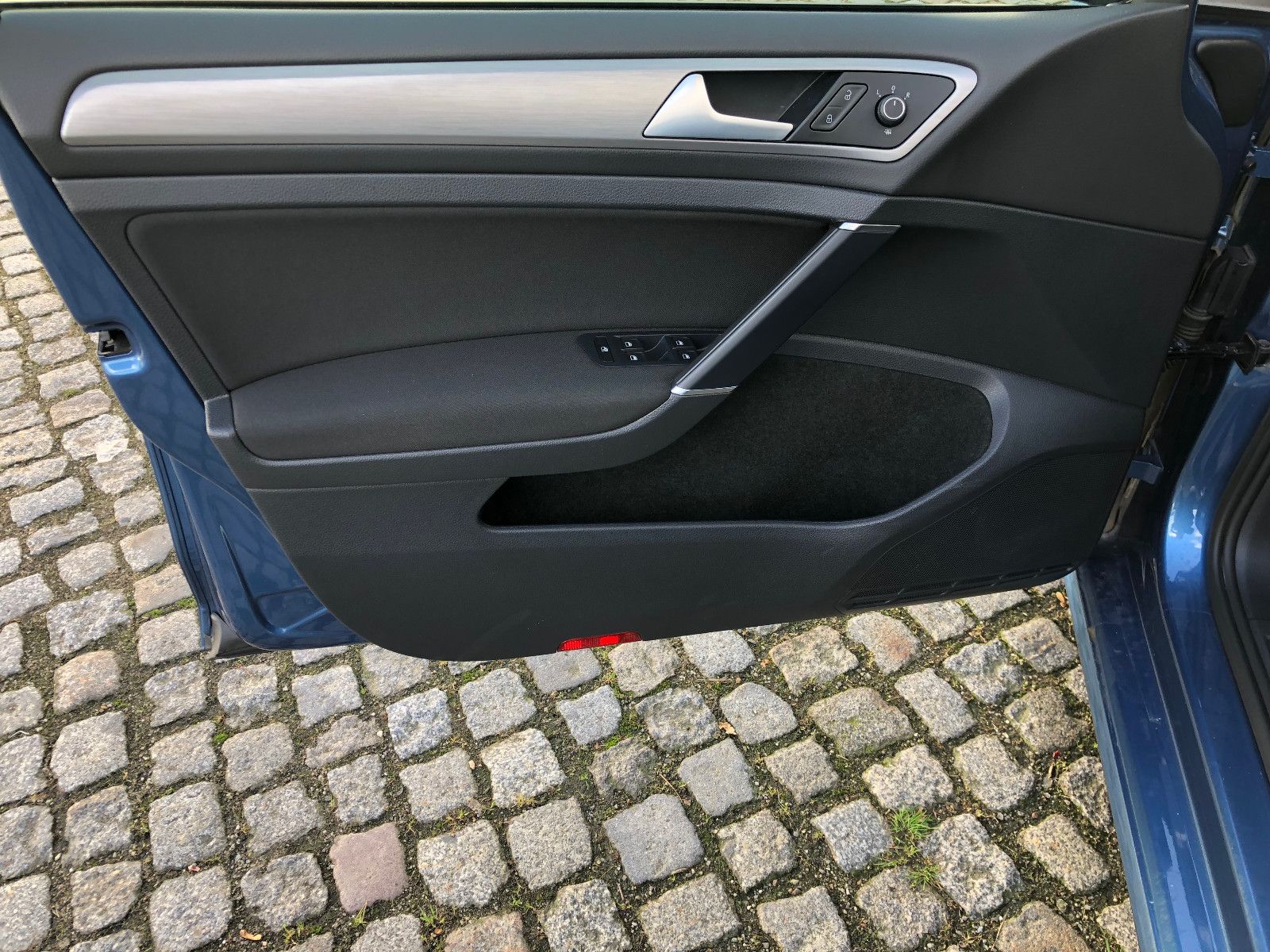 Fahrzeugabbildung Volkswagen Golf VII 1,4 TSI Comfortline *Winterpak. *NAVI
