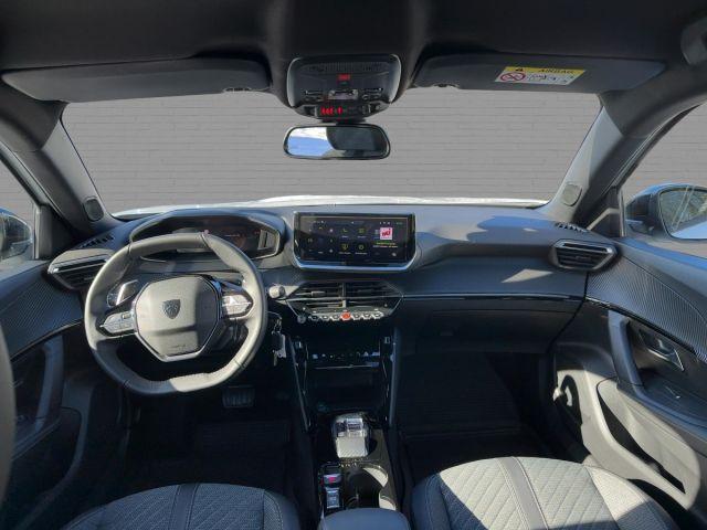 Peugeot 2008 PureTech 130 EAT8 Allure, 360° Kamera