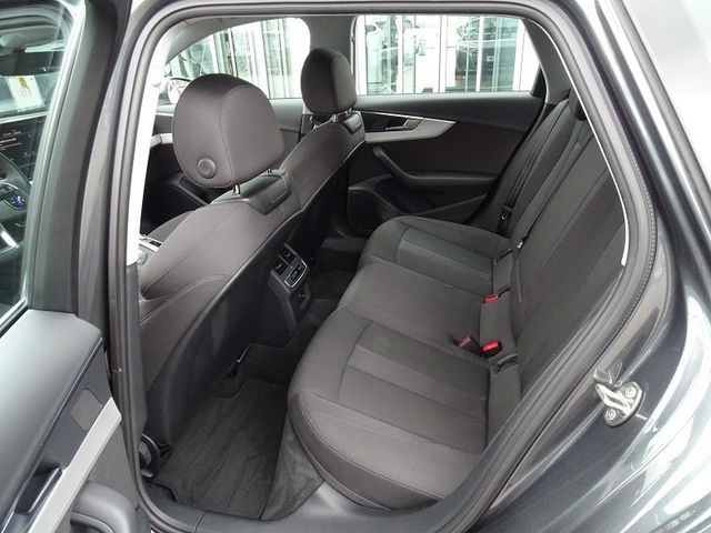 A4 Avant 40 TFSI S-tronic S line