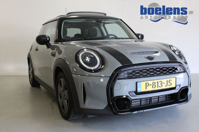 MINI Cooper S Mini 2.0 Essential | PANO-DAK! | NAVIGA