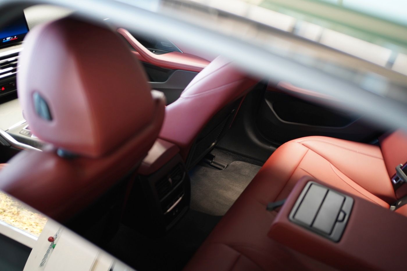 Fahrzeugabbildung BMW i4 eDrive40 GC M-Sport +ParkingAssistent+Komfort