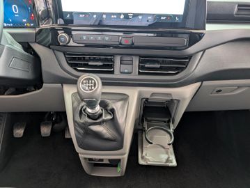 Ford Tourneo Custom 2.0 EcoBlue  L1 Titanium