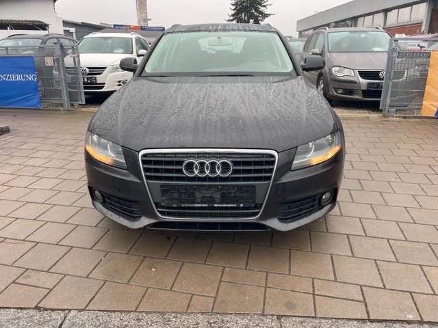 Audi A4 Avant Attraction