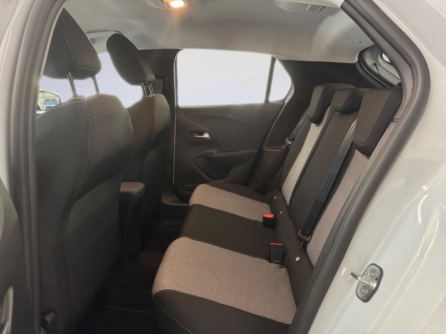 Opel Corsa - Bild 12