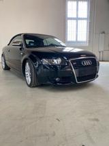 Audi A4/S4 8H Cabrio V6 2,4l S-line - Audi A4 aus 2002: Line