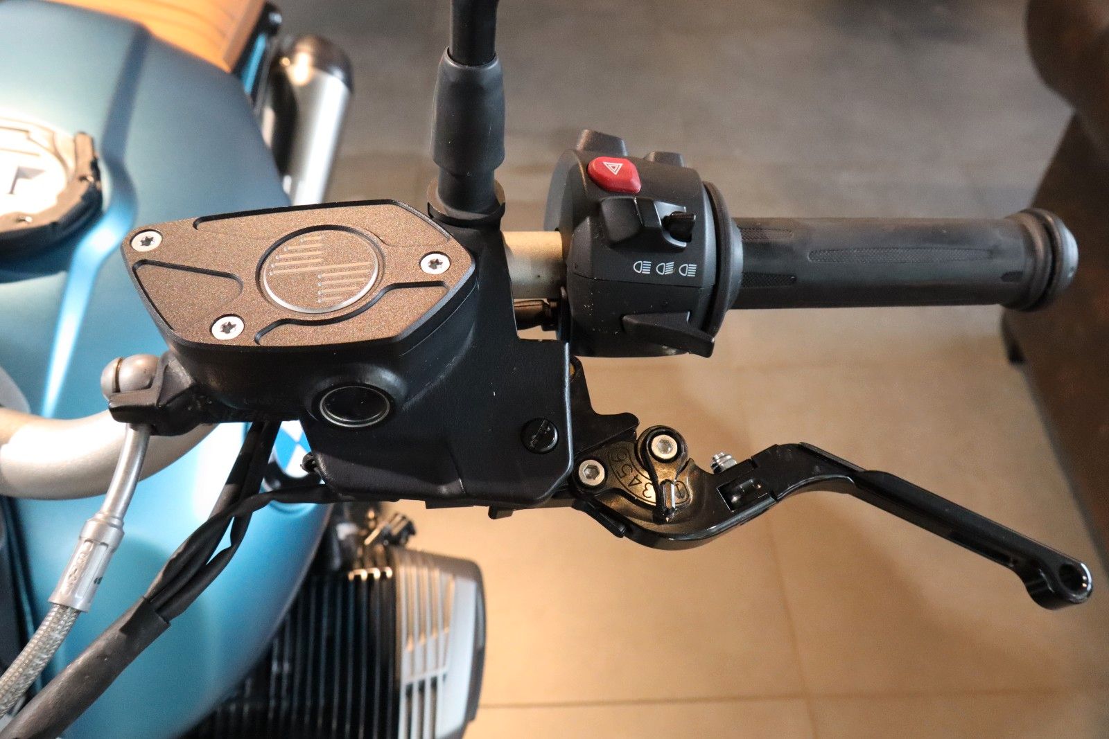 Fahrzeugabbildung BMW R nineT Pure mit Heckumbau