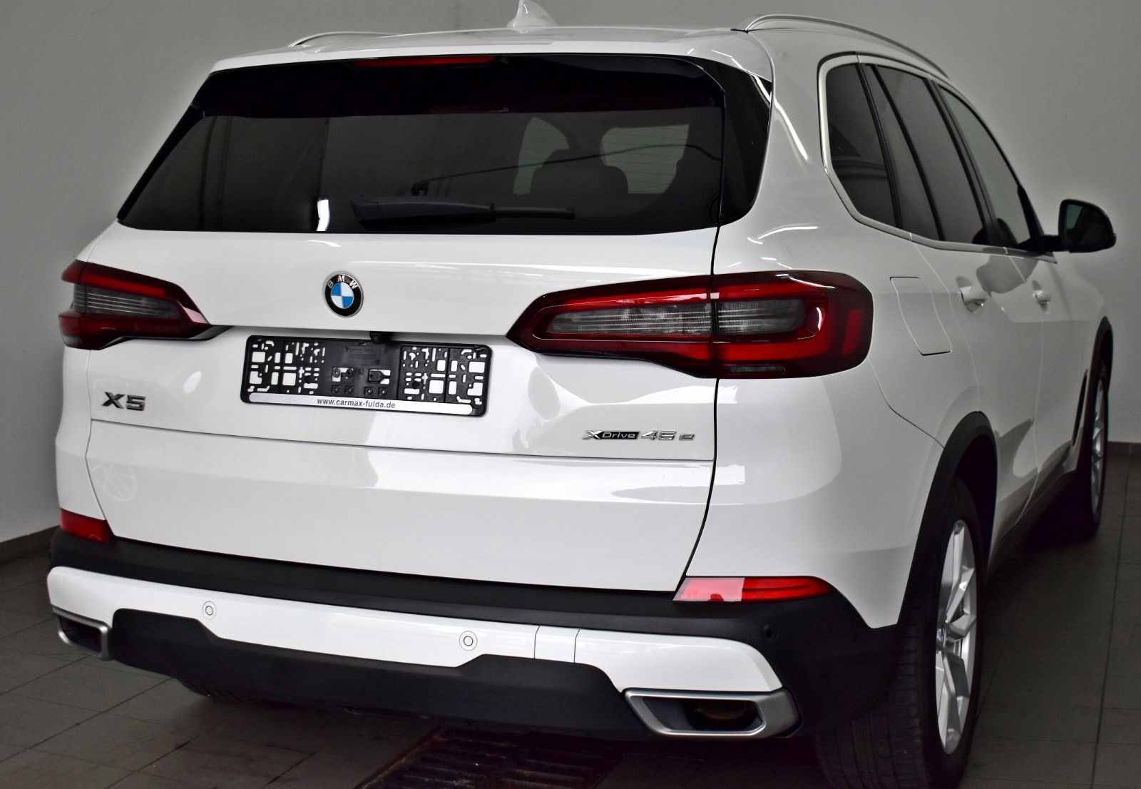 Fahrzeugabbildung BMW X5 xDrive45e,Leder,Navi,HUD,Panorama,Luftfed.