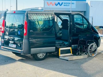 Opel Vivaro - 1