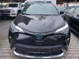 Toyota C-HR Hybrid Team D NAVI LED SERV TOYOTA - Toyota C-HR Unfallwagen