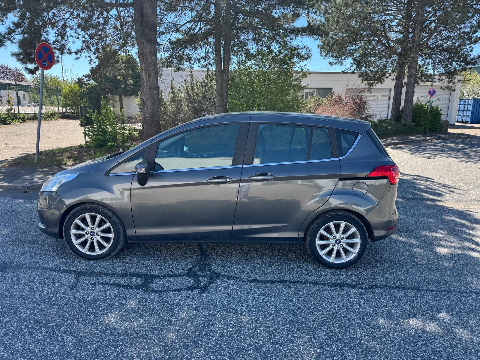 Ford B-Max B-MAX Titanium