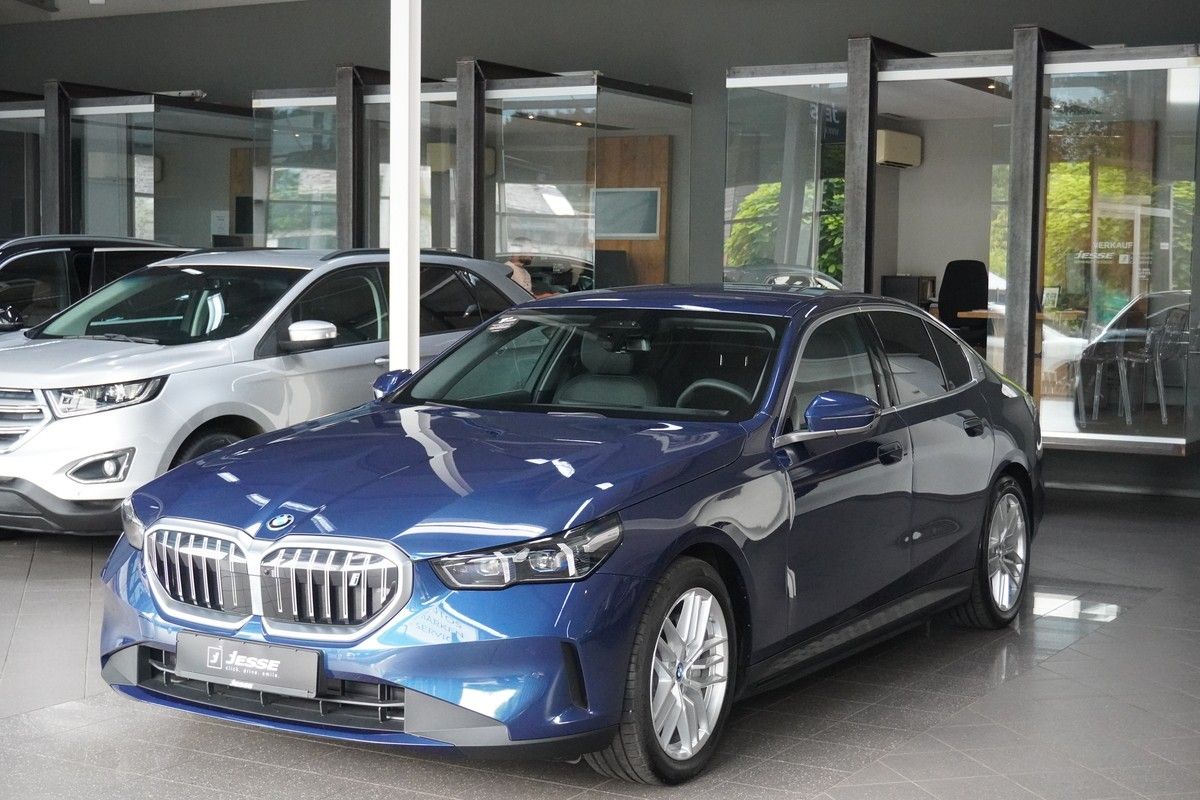 BMW i5 eDrive40 Lim. HUD Driving-Assistant Prof. 360