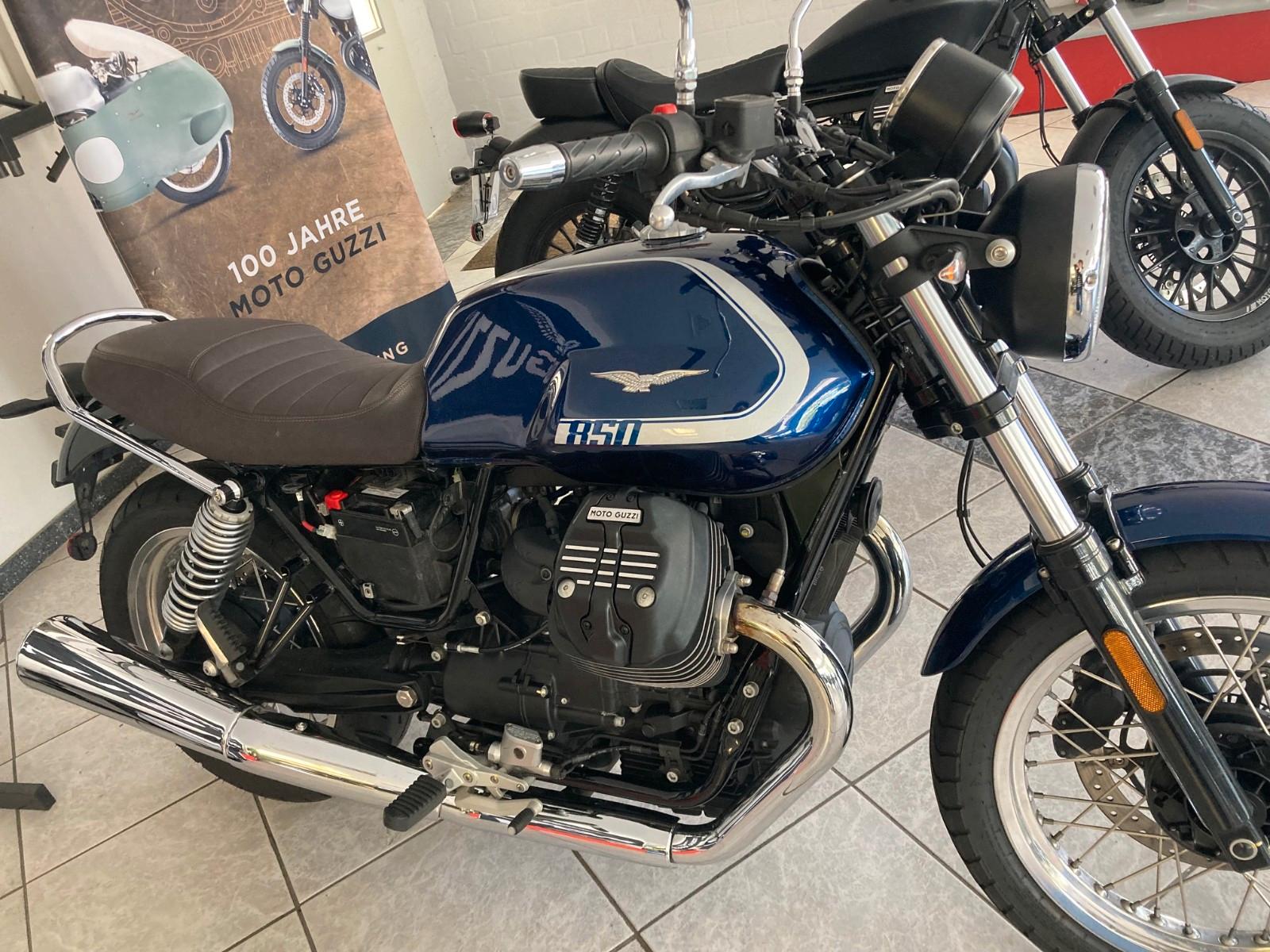 Moto Guzzi V7 Special