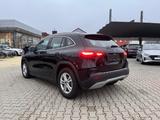 Mercedes-Benz GLA 180 *LED Navi Sitzh. Rückfahrkamera DAB* - Mercedes-Benz GLA 180 Gebrauchtwagen