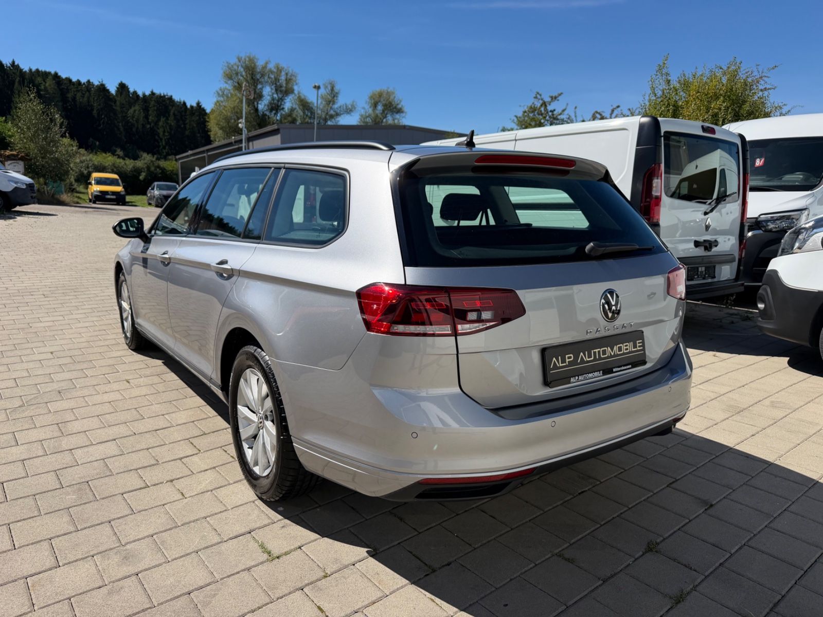 Volkswagen Passat Variant 2.0 NAVI*KAMERA*LED*SHZ*ALU* imagem 3