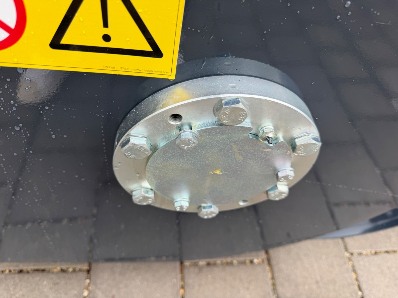 Fahrzeugabbildung Volvo CNF-BMX 400 Betonmischschaufel für Radlader