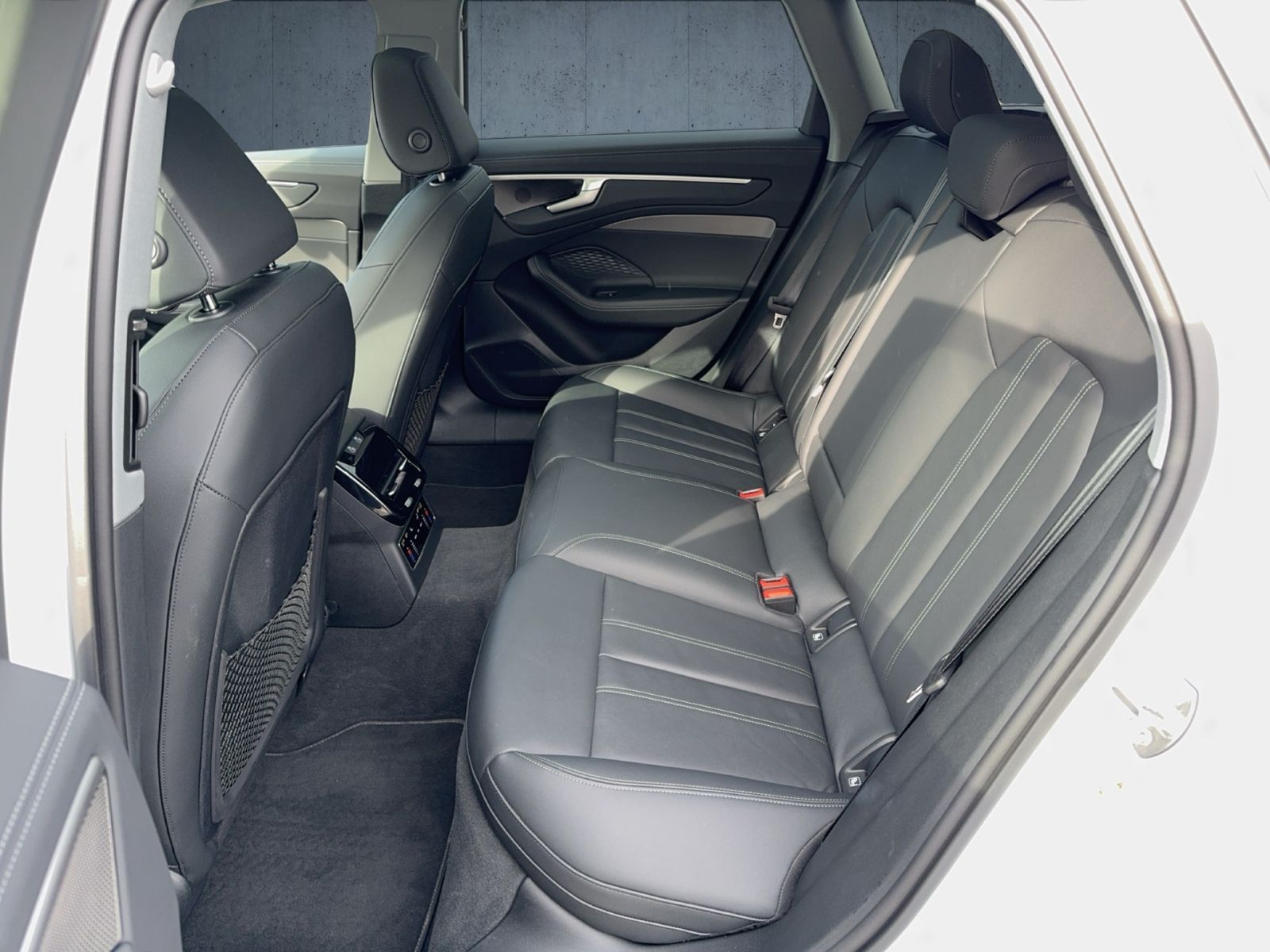 Audi A6 - Bild 13
