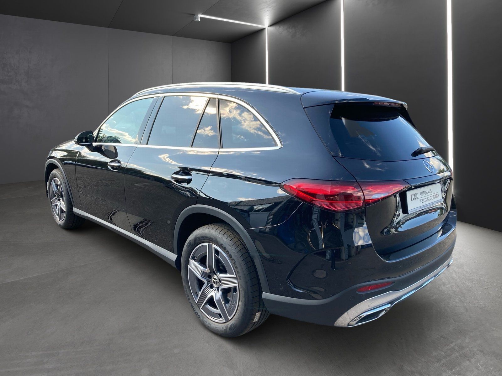 Fahrzeugabbildung Mercedes-Benz GLC 300 d 4M AMG Prem*Technik*AHK*Pano*Distro*