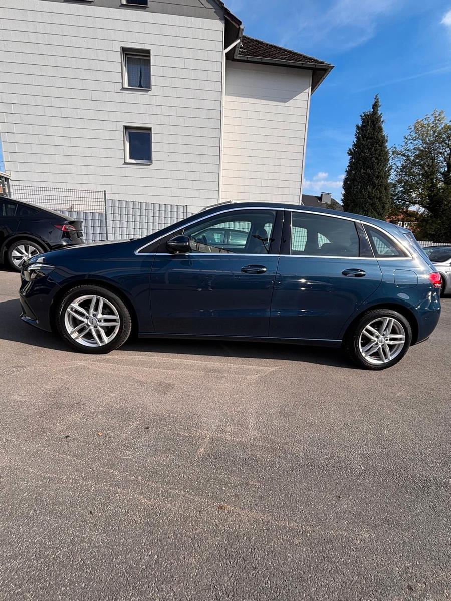 Mercedes-Benz B-Class # Automatik # Panorama #erst 55 tkm, миниатюра 5