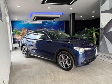Alfa-Romeo Stelvio - 5