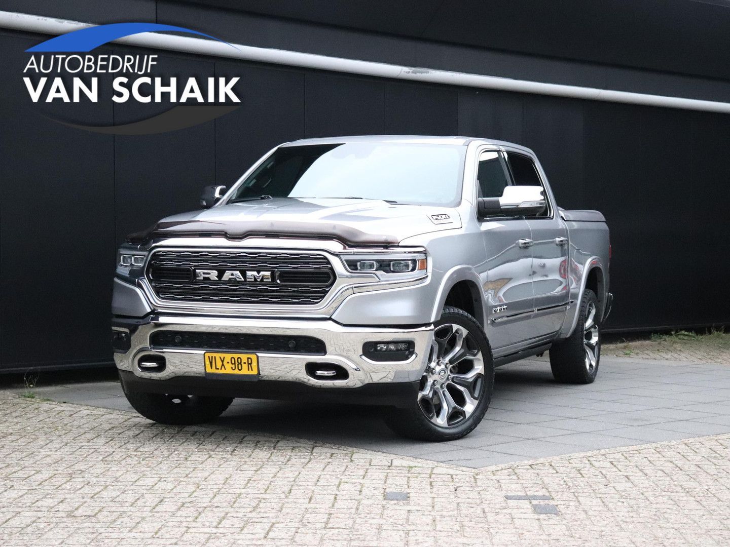 Dodge RAM 1500 5.7 V8 4x4 Crew Cab Limited | LEDER | M