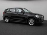 BMW X1 sD18d Kamera HUD DAB Alarm NaviPlus Parkassis - : Schwarz, Head-Up Display, Geländewagen