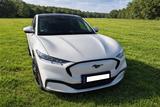 Ford Mustang Mach-E 99 kWh -Ext. -Wr.,Pano,Garantie - Ford Mustang Mach-E von privat