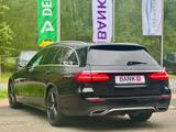 Mercedes-Benz E350d T-Modell 4Matic*AMG*CAM*SHZ*AHK - Mercedes-Benz: 35