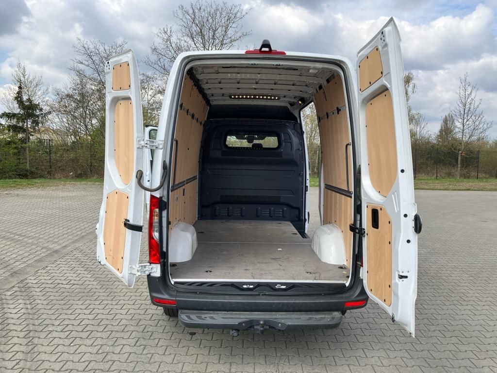 Fahrzeugabbildung Mercedes-Benz Sprinter 317 CDI KA Navi*LED*AHK