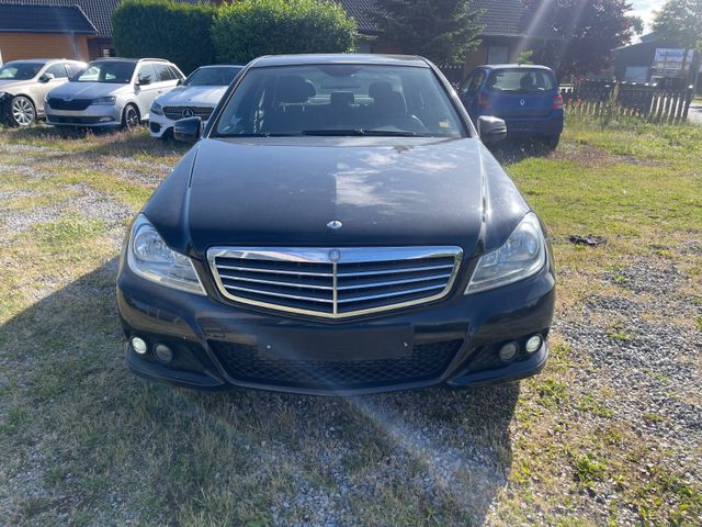 Mercedes-Benz C 200 C -Klasse Lim. C 200 CGI BlueEfficiency